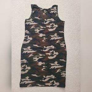 Bodycon camo dress 2x